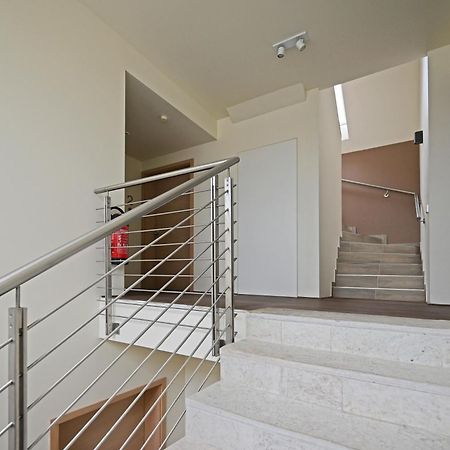 Modernes & Gepflegtes Hotelzimmer Mit Kueche! Bernstadt  외부 사진